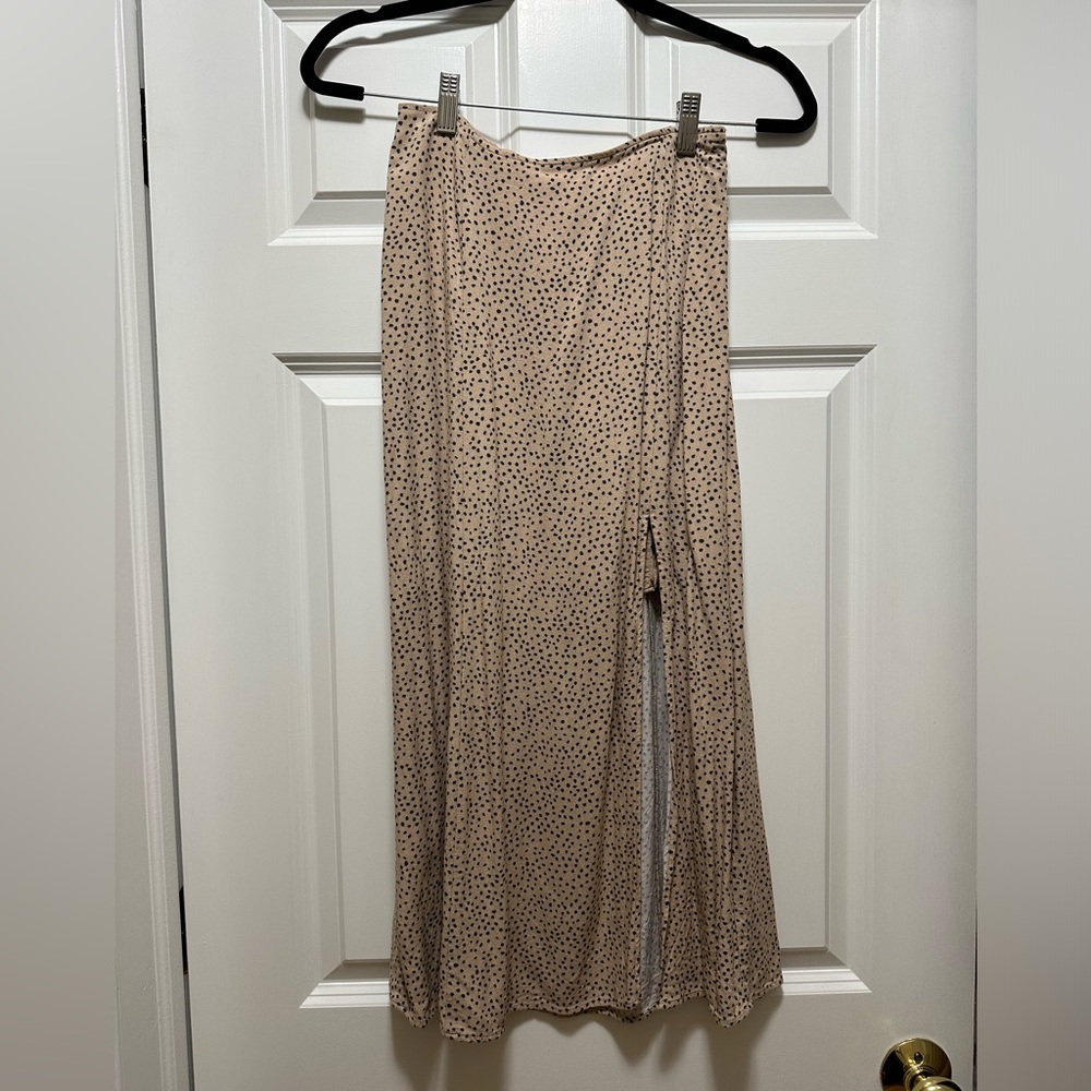 Abercrombie & Fitch High-Slit Flirty Midi Skirt Tan